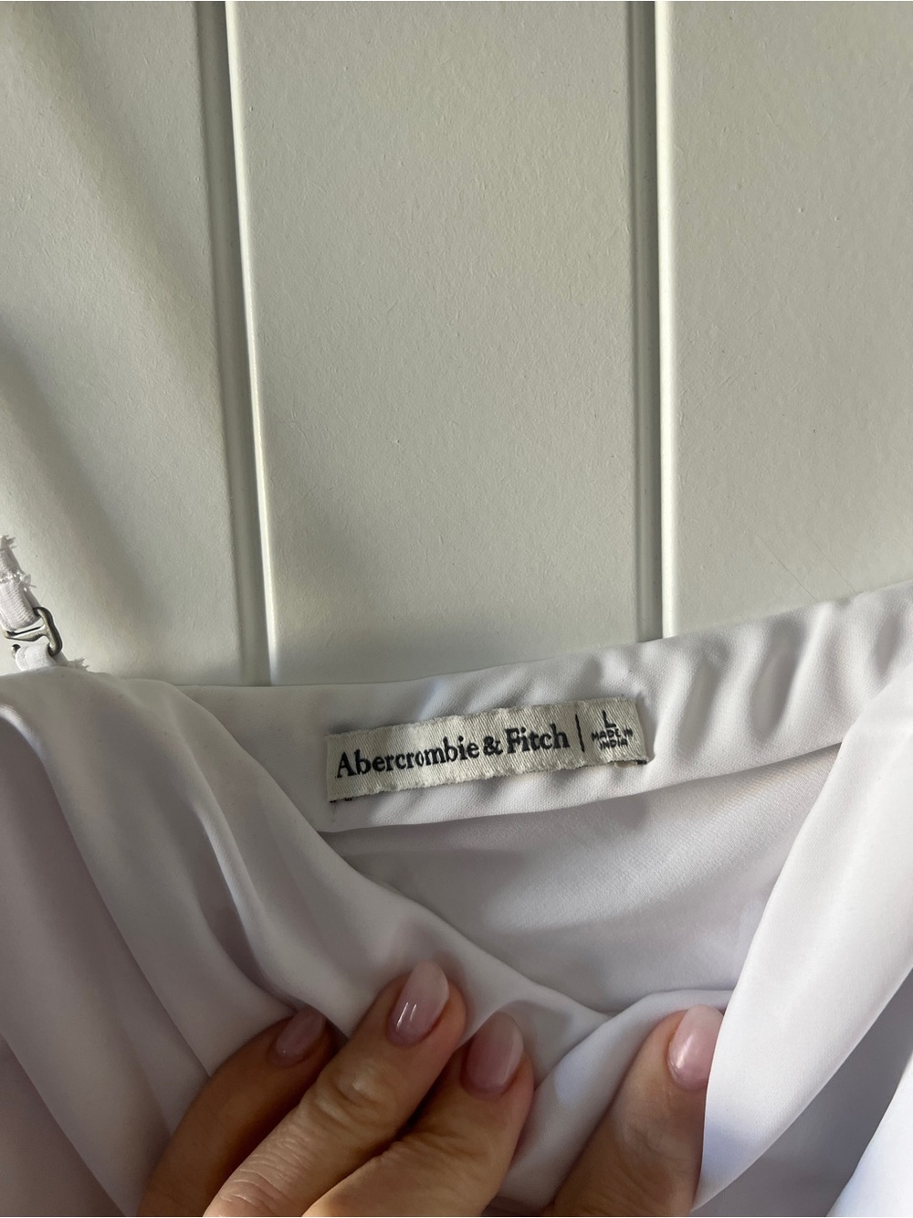 Abercrombie & Fitch White Spaghetti Strap Tube Top Camisole - Picture 3 of 5